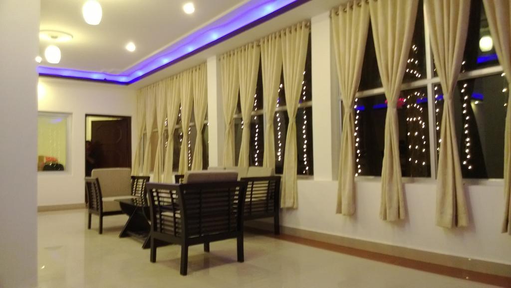Hotel Hill Palace Kausani Zewnętrze zdjęcie