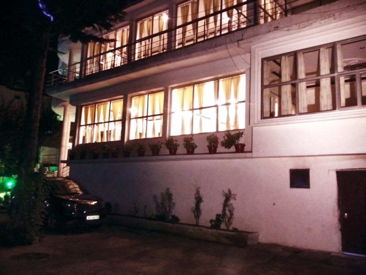 Hotel Hill Palace Kausani Zewnętrze zdjęcie